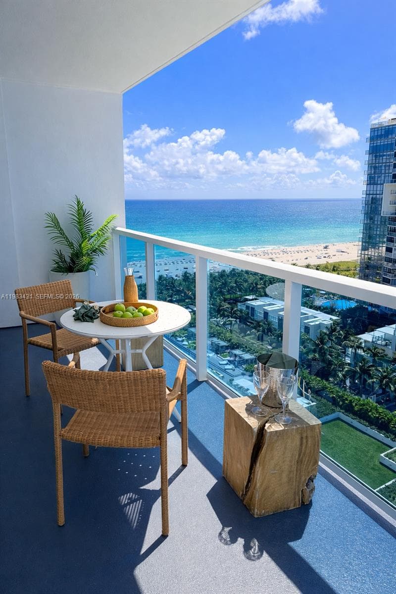 2301 Collins Ave 1501 photo 21