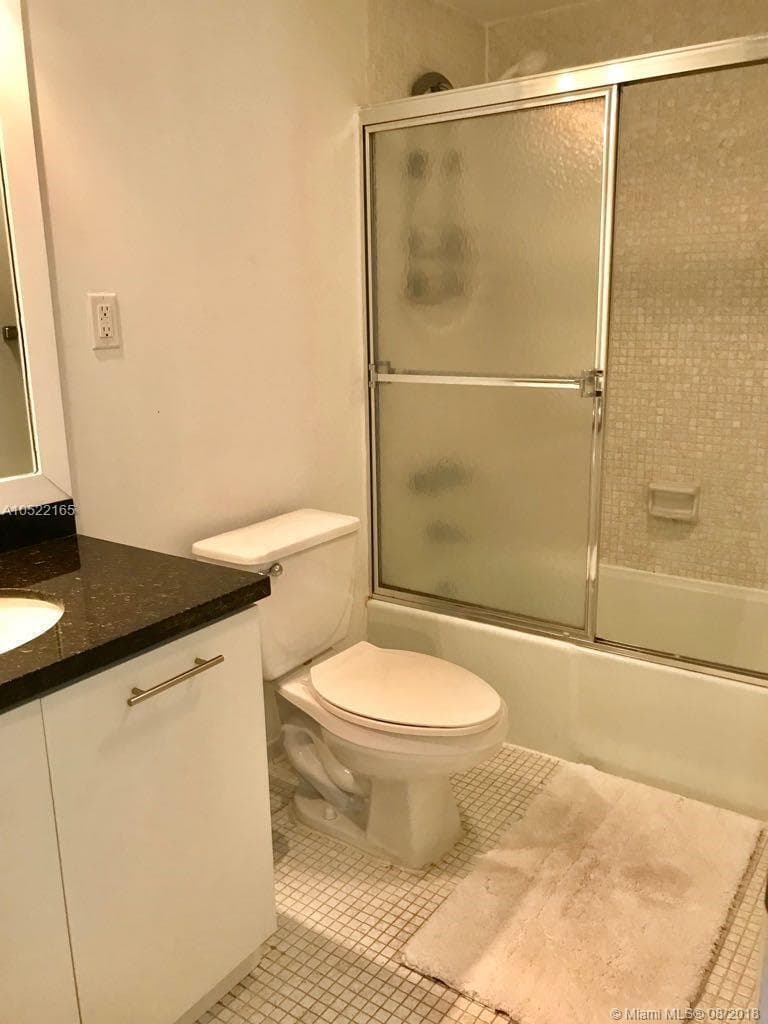 19390 Collins Avenue 901 photo 13