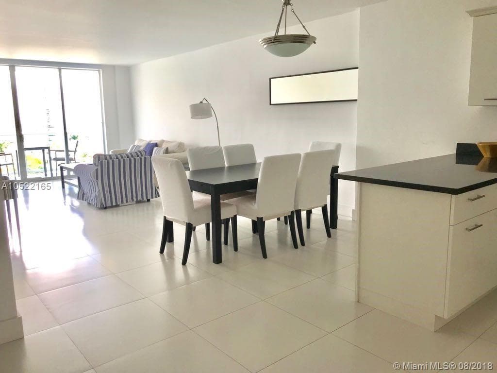 19390 Collins Avenue 901 photo 7