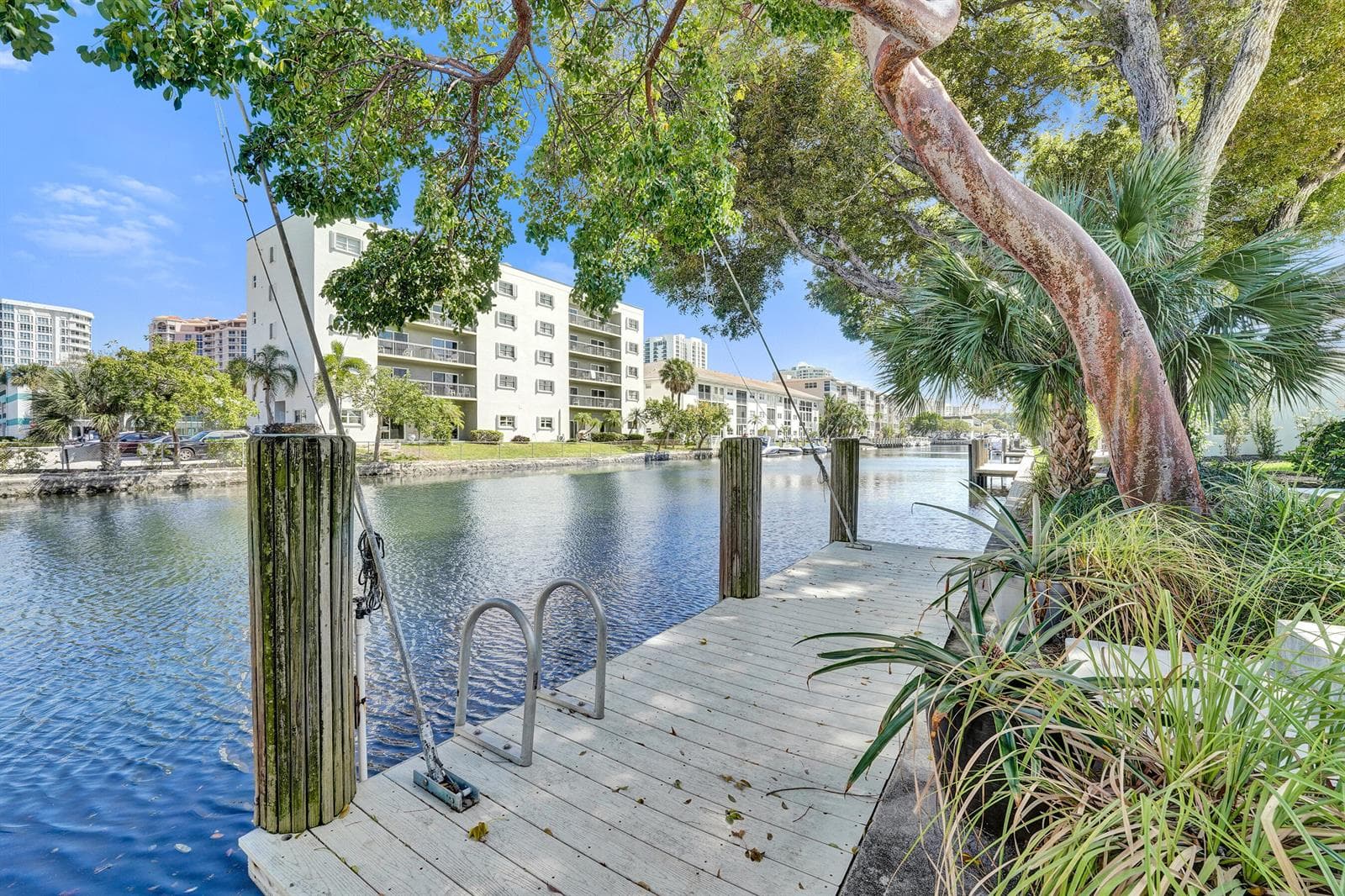 1431 S Ocean Boulevard 37 photo 2