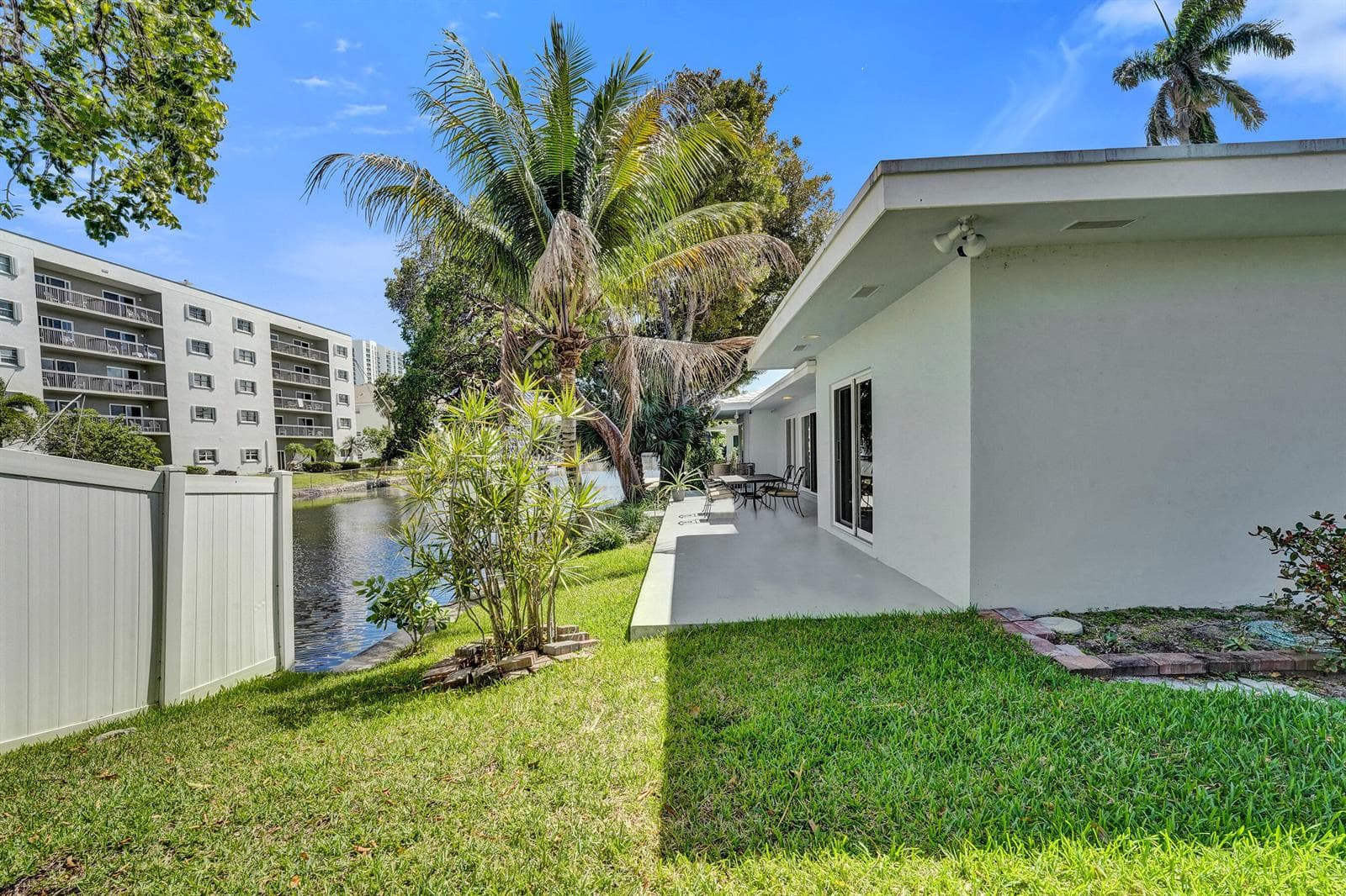 1431 S Ocean Boulevard 37 photo 13