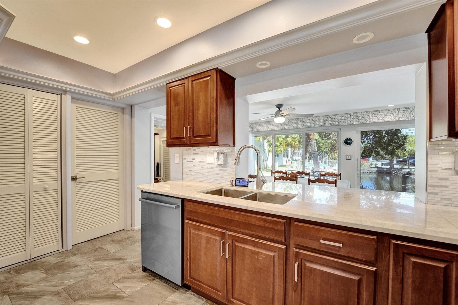 1431 S Ocean Boulevard 37 photo 22