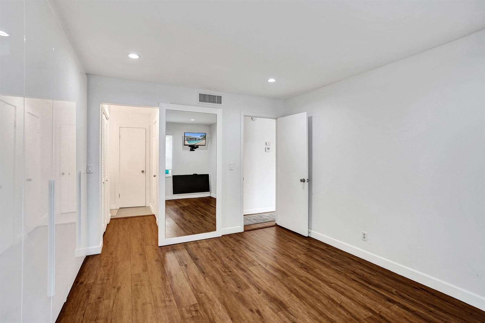 6289 Bay Club Drive photo 20