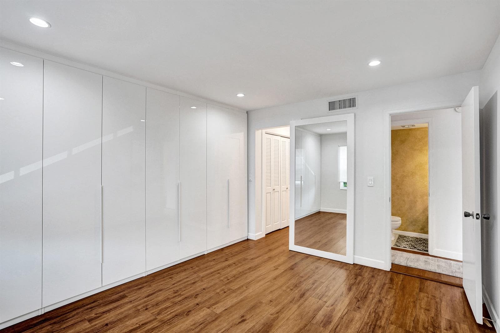 6289 Bay Club Drive photo 19