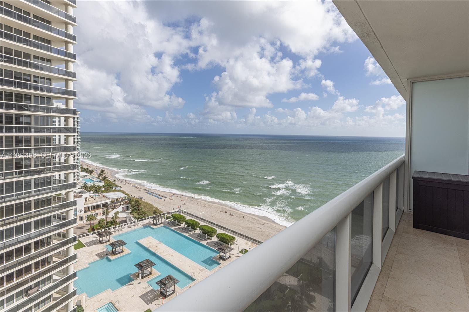 1830 S Ocean Dr 2108 photo 4