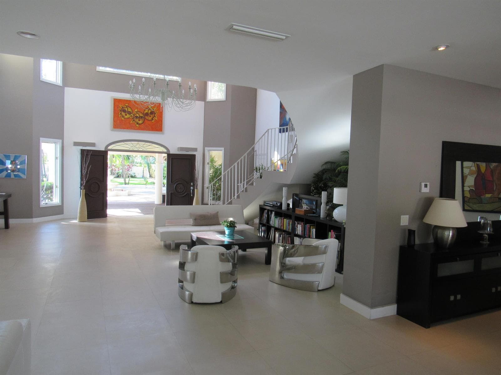 185 Palm Avenue photo 10