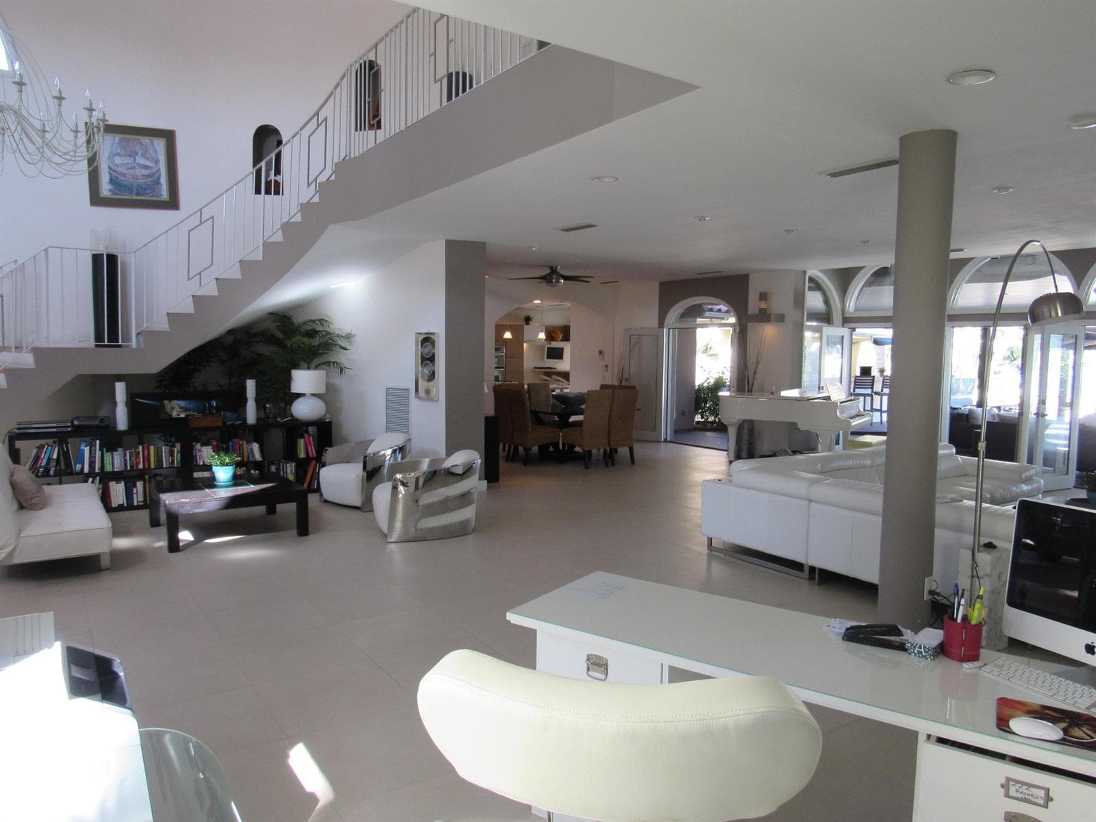 185 Palm Avenue photo 14