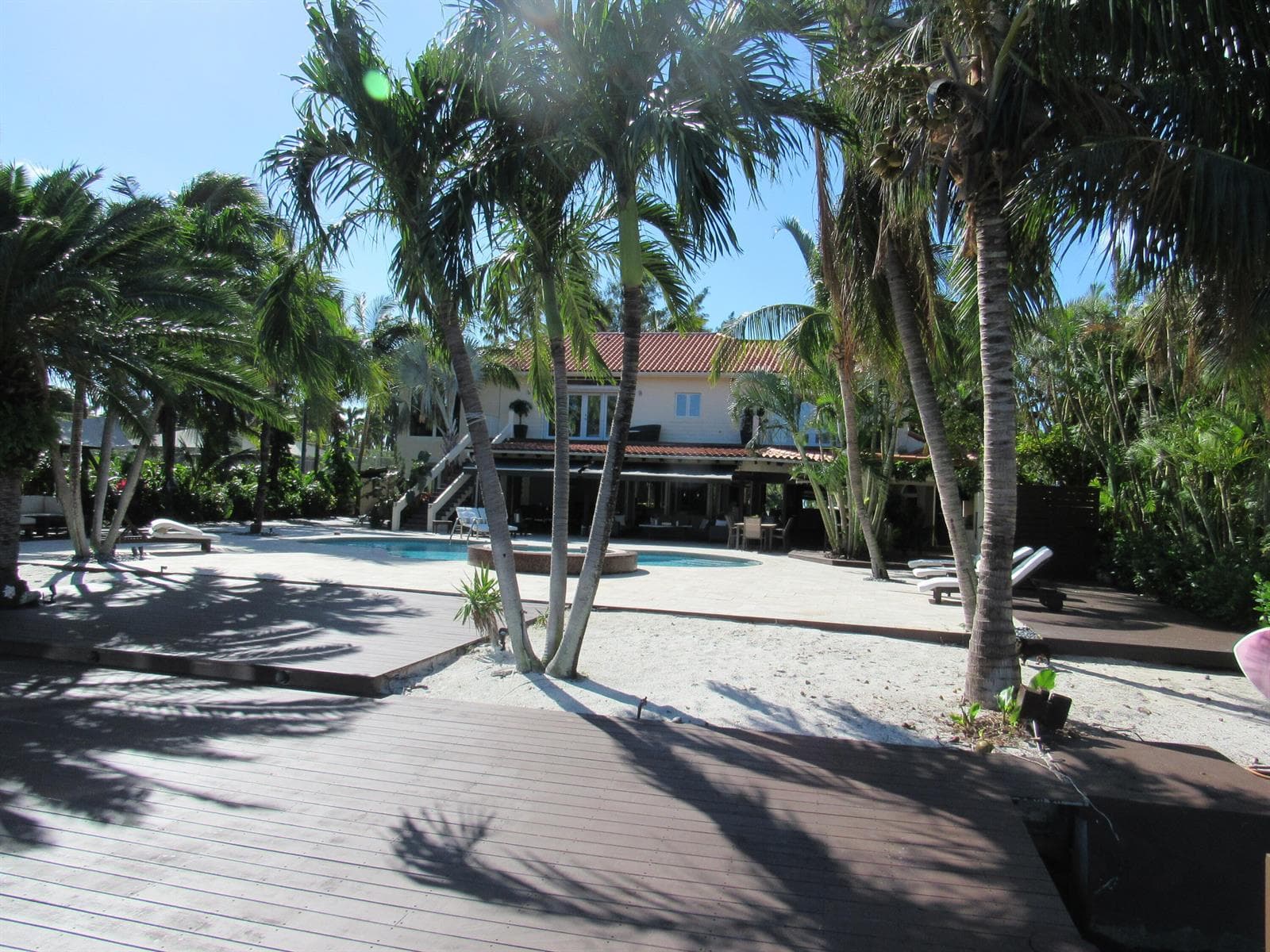 185 Palm Avenue photo 8