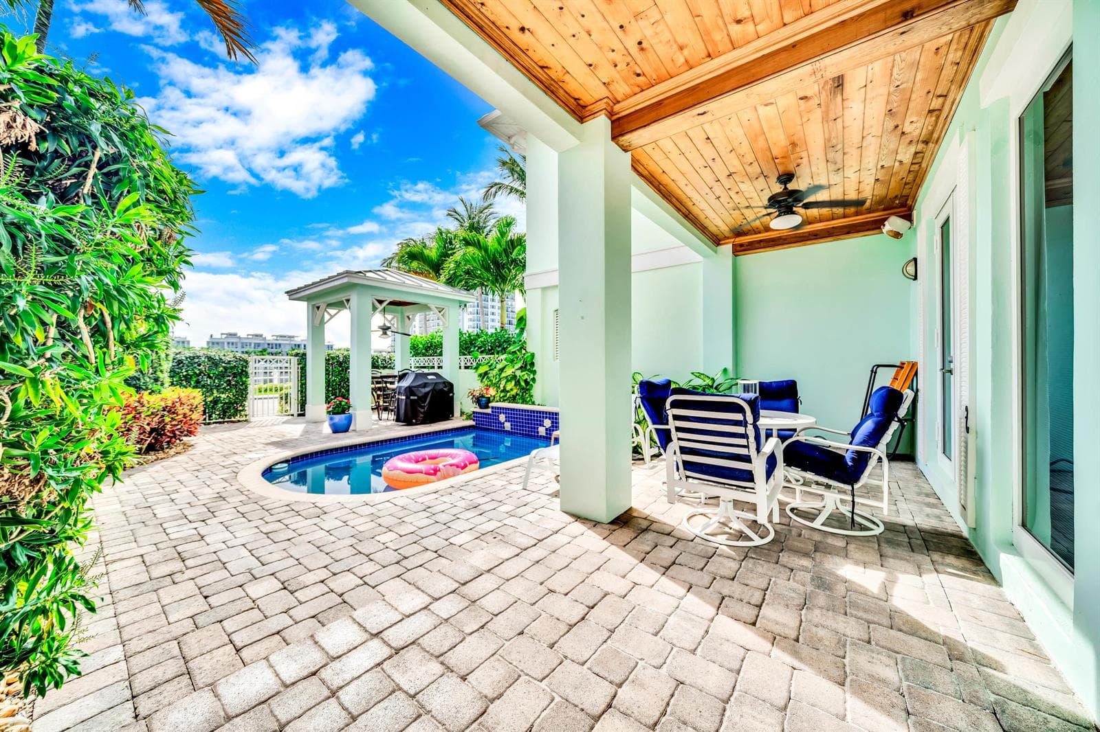 138 Marine Way photo 15