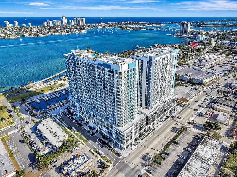 220 Lake Shore Drive 2411 photo 23