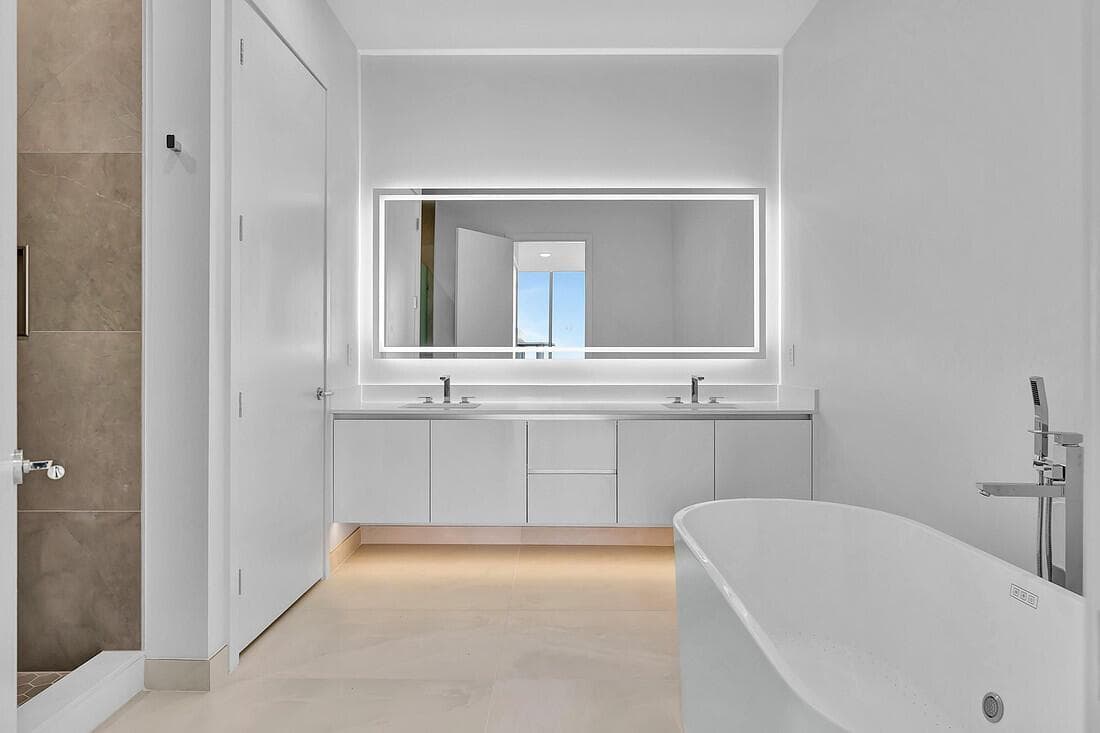 220 Lake Shore Drive 2411 photo 15