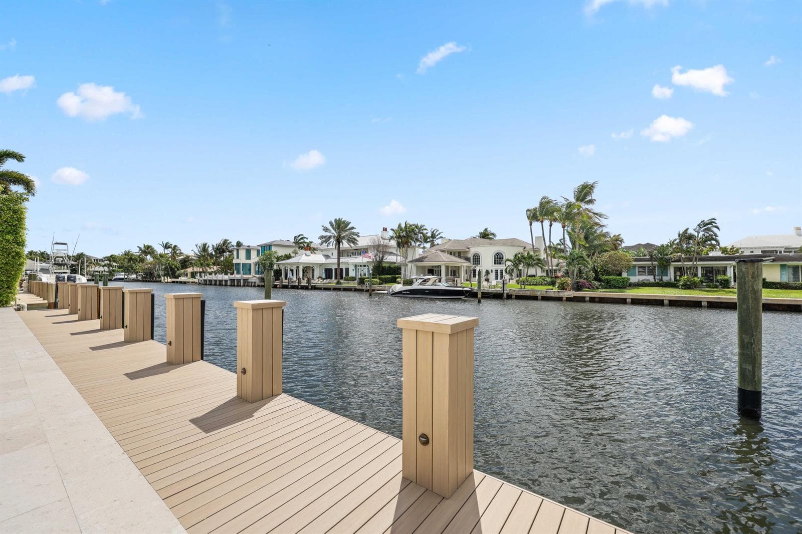 1102 Island Drive photo 3