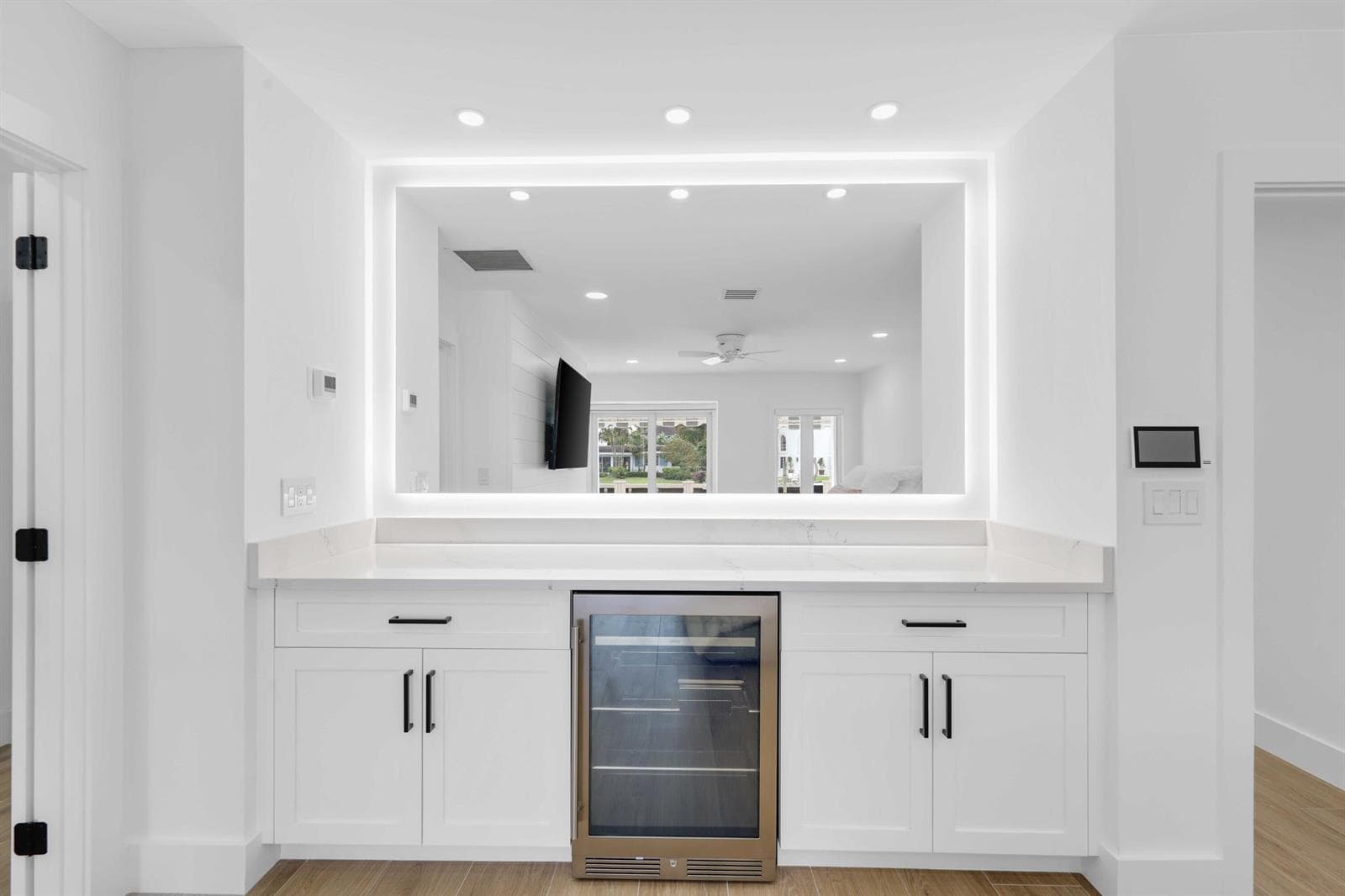 1102 Island Drive photo 10