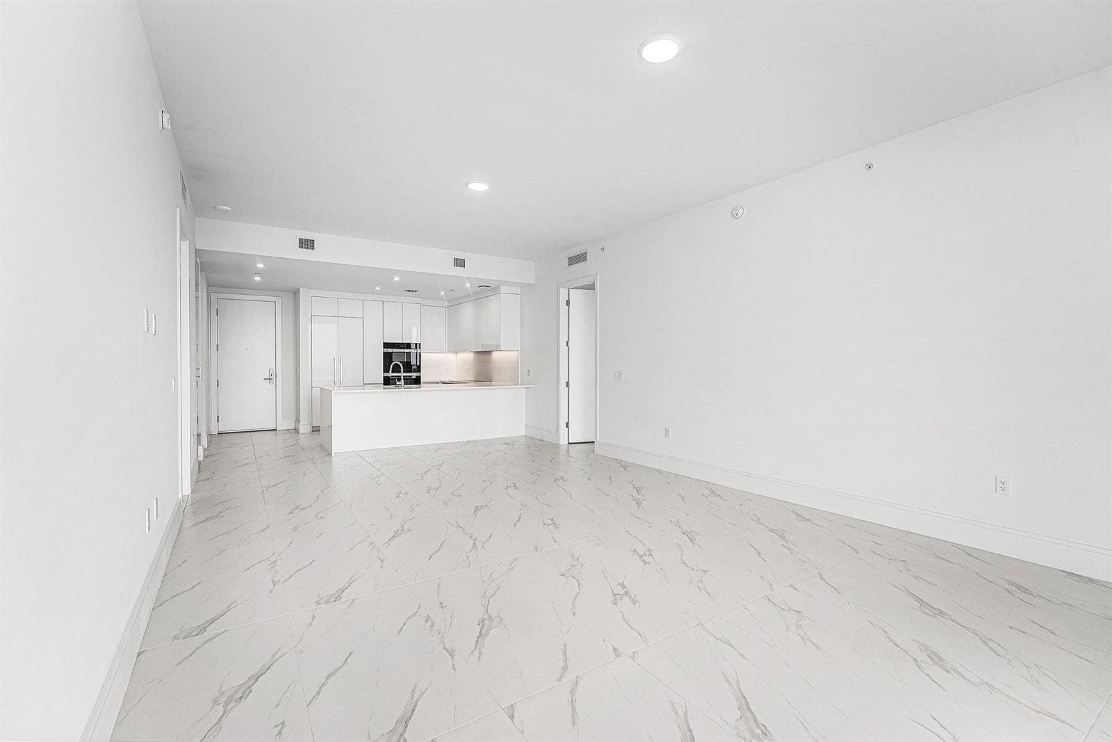 220 Lake Shore Drive 1613 photo 6