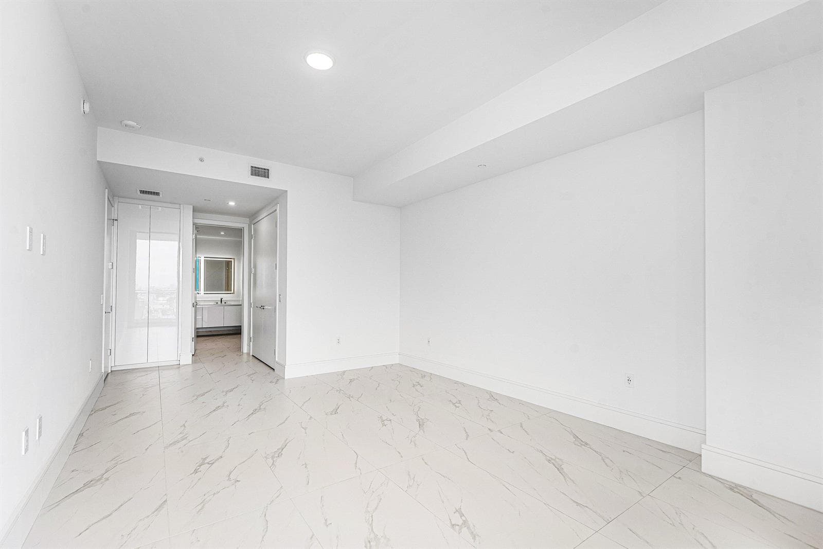 220 Lake Shore Drive 1613 photo 20