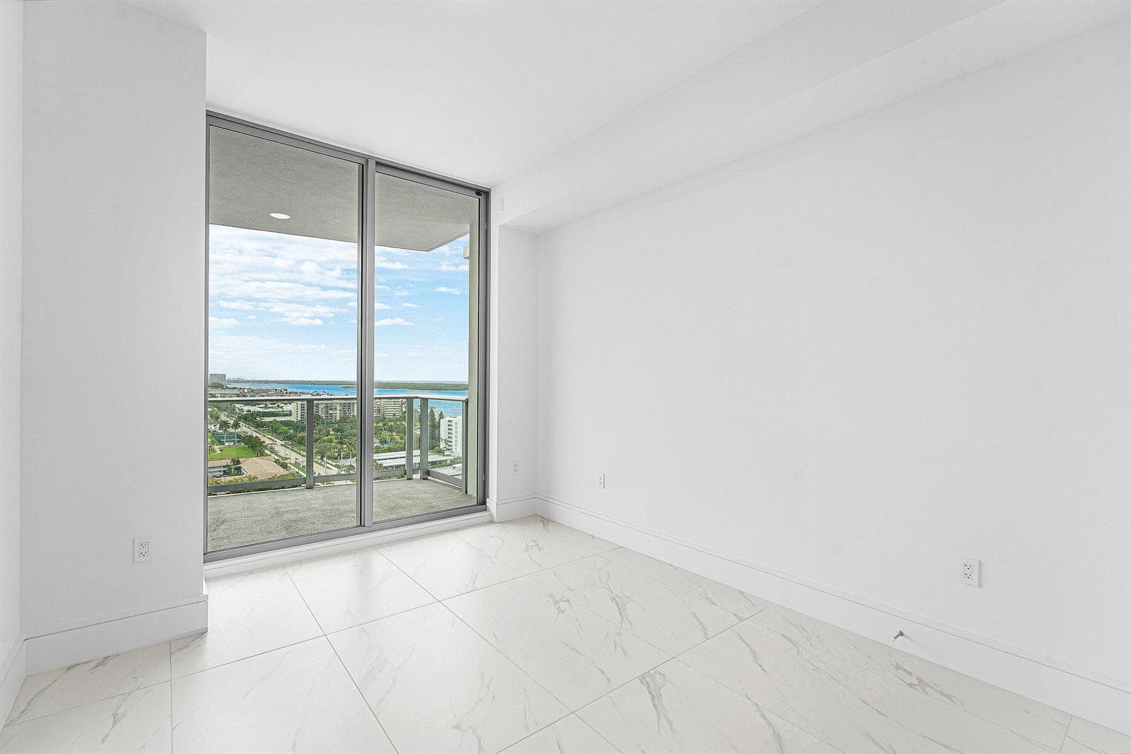 220 Lake Shore Drive 1613 photo 11