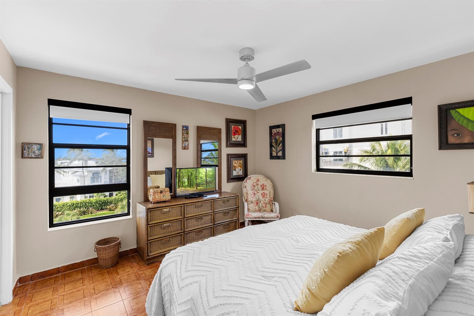 3951 N Ocean Boulevard 503 photo 17