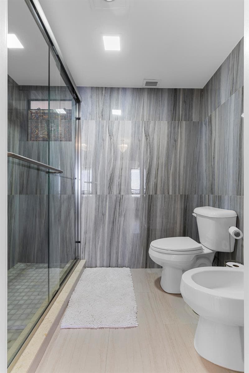 3951 N Ocean Boulevard 503 photo 16