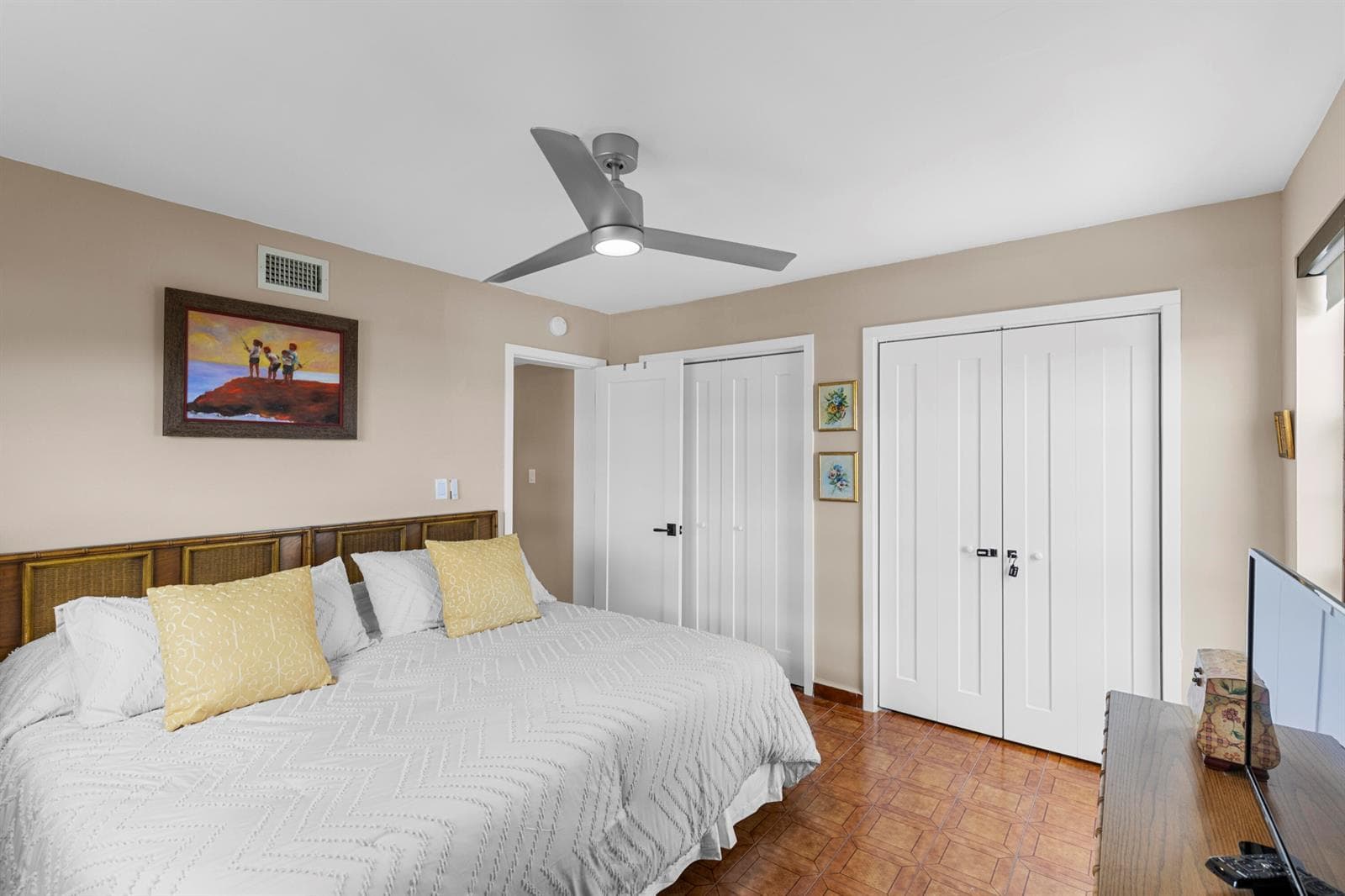 3951 N Ocean Boulevard 503 photo 18