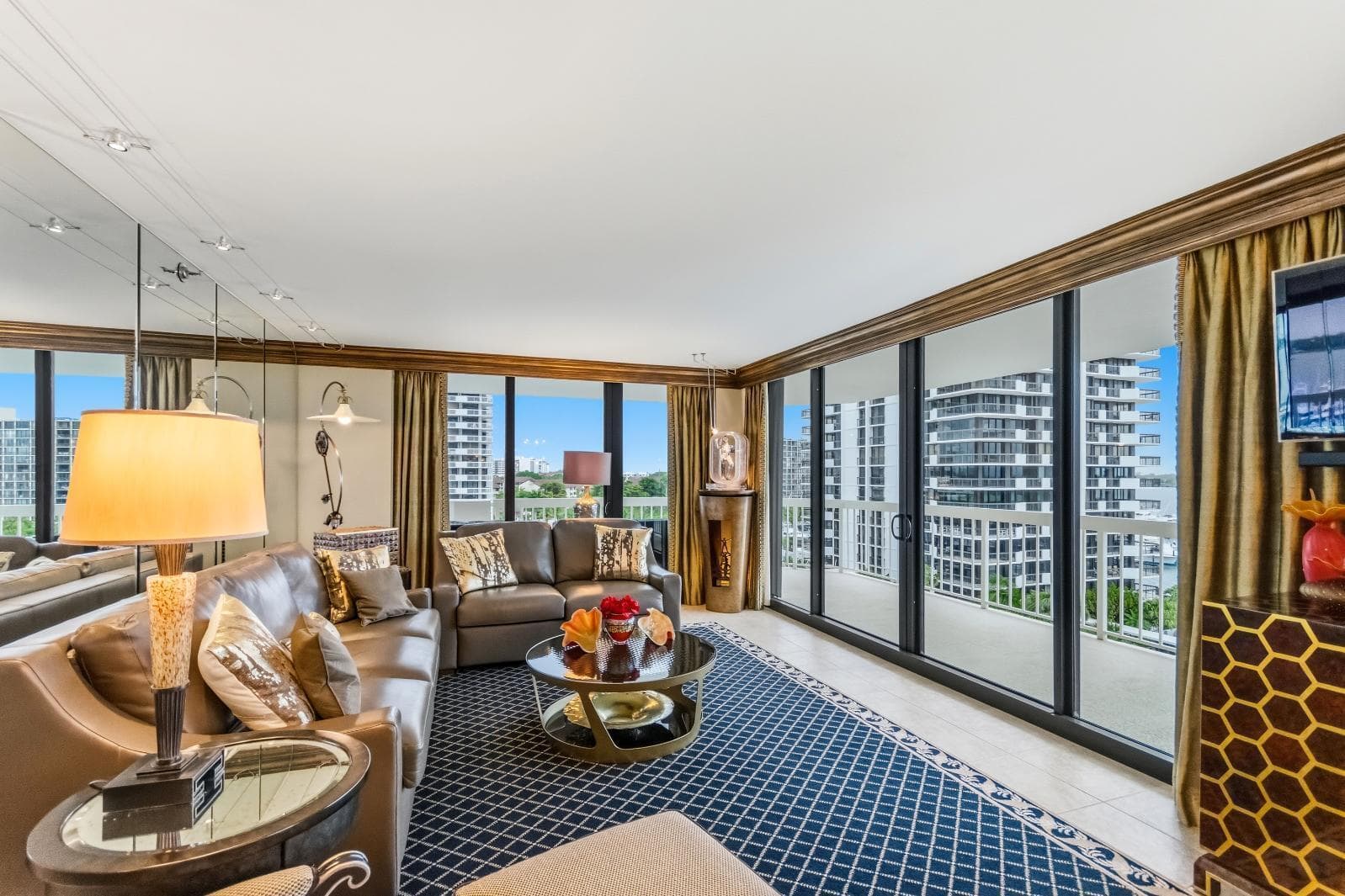 115 Lakeshore Drive 749 photo 13