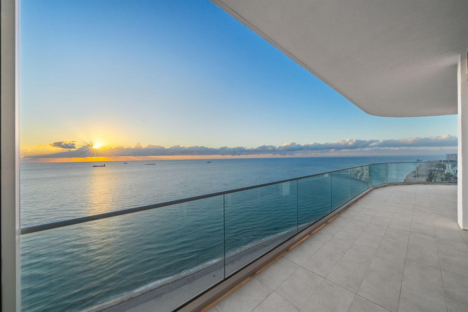 151 N Seabreeze Boulevard Ph2601-e photo 17