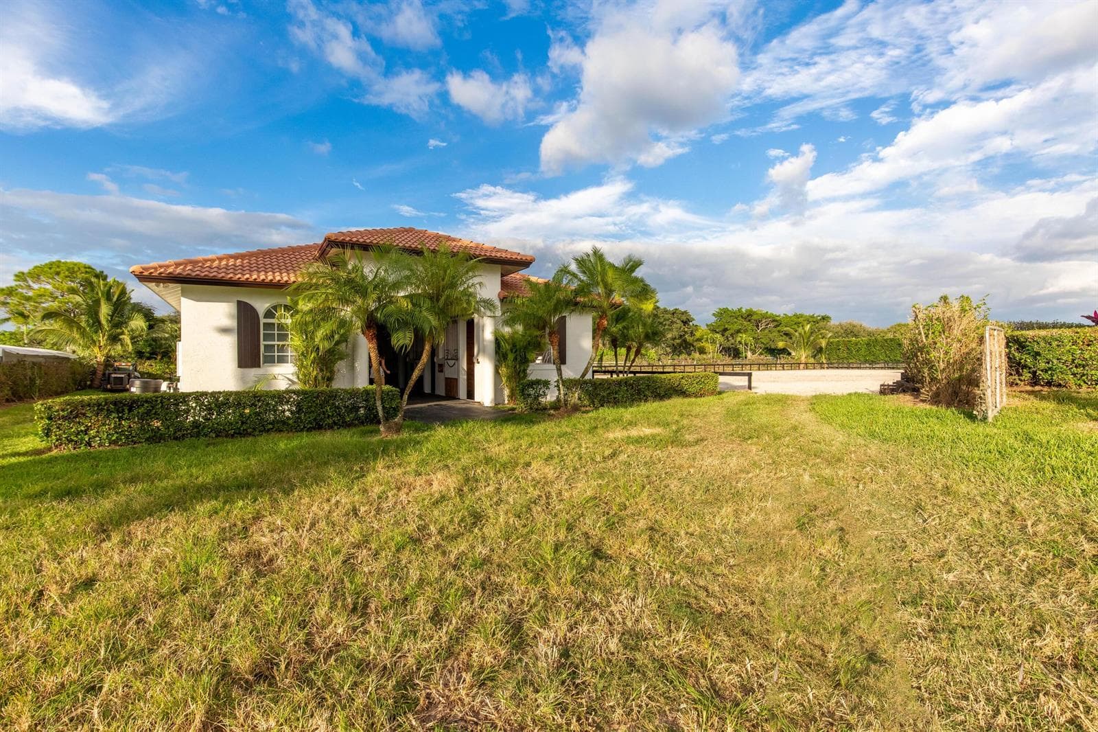 14367 Belmont Trace photo 2