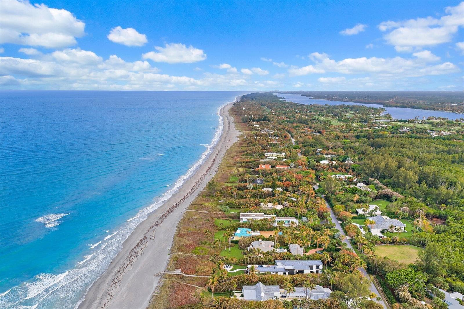 31 N Beach Road photo 17