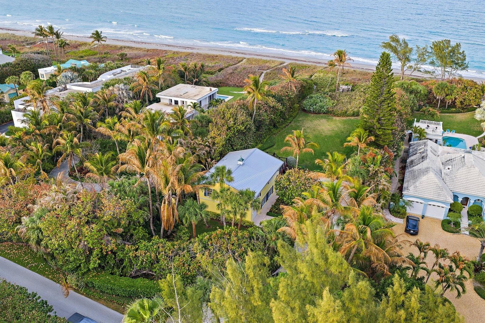 31 N Beach Road photo 4