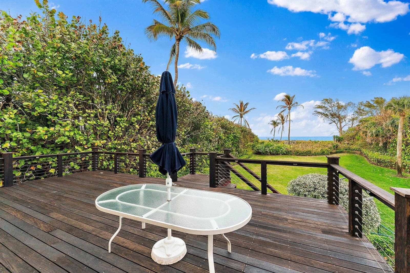 31 N Beach Road photo 8