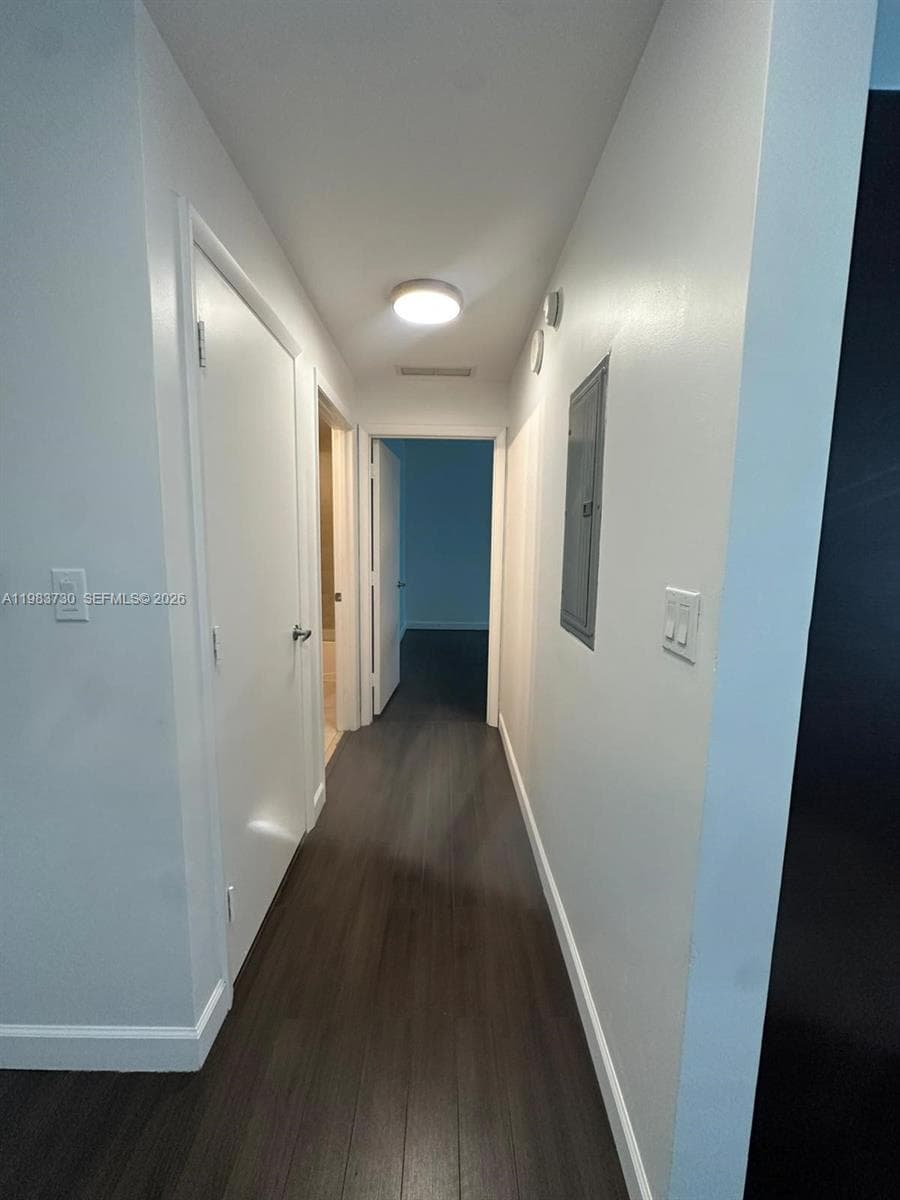 1900 Bayshore Dr 3803 photo 8