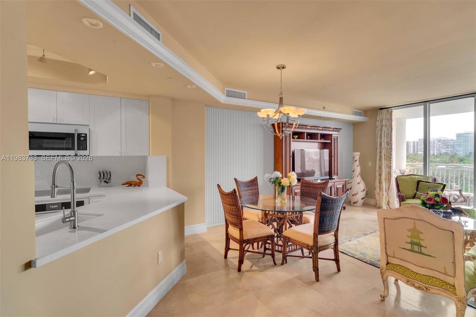 9751 E Bay Harbor Dr 6C photo 6