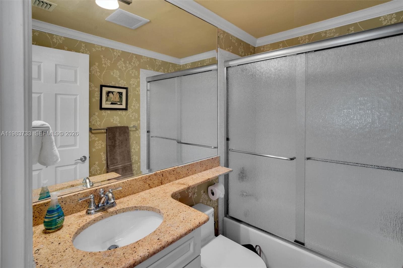 9751 E Bay Harbor Dr 6C photo 22