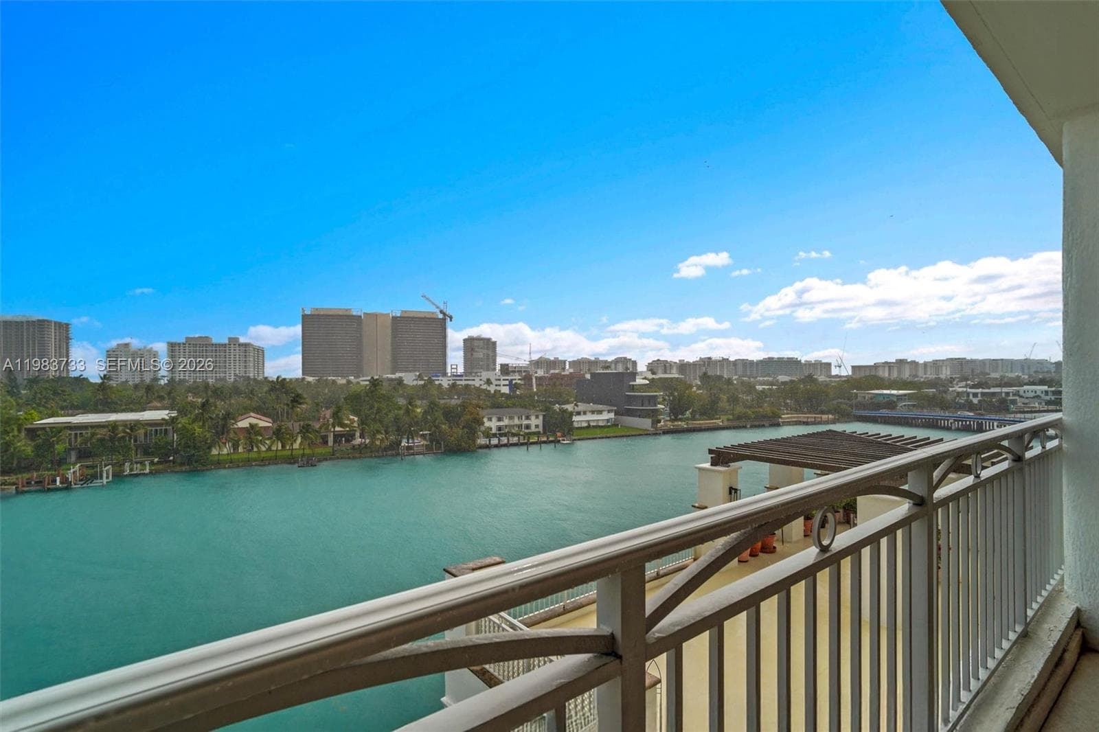 9751 E Bay Harbor Dr 6C photo 1