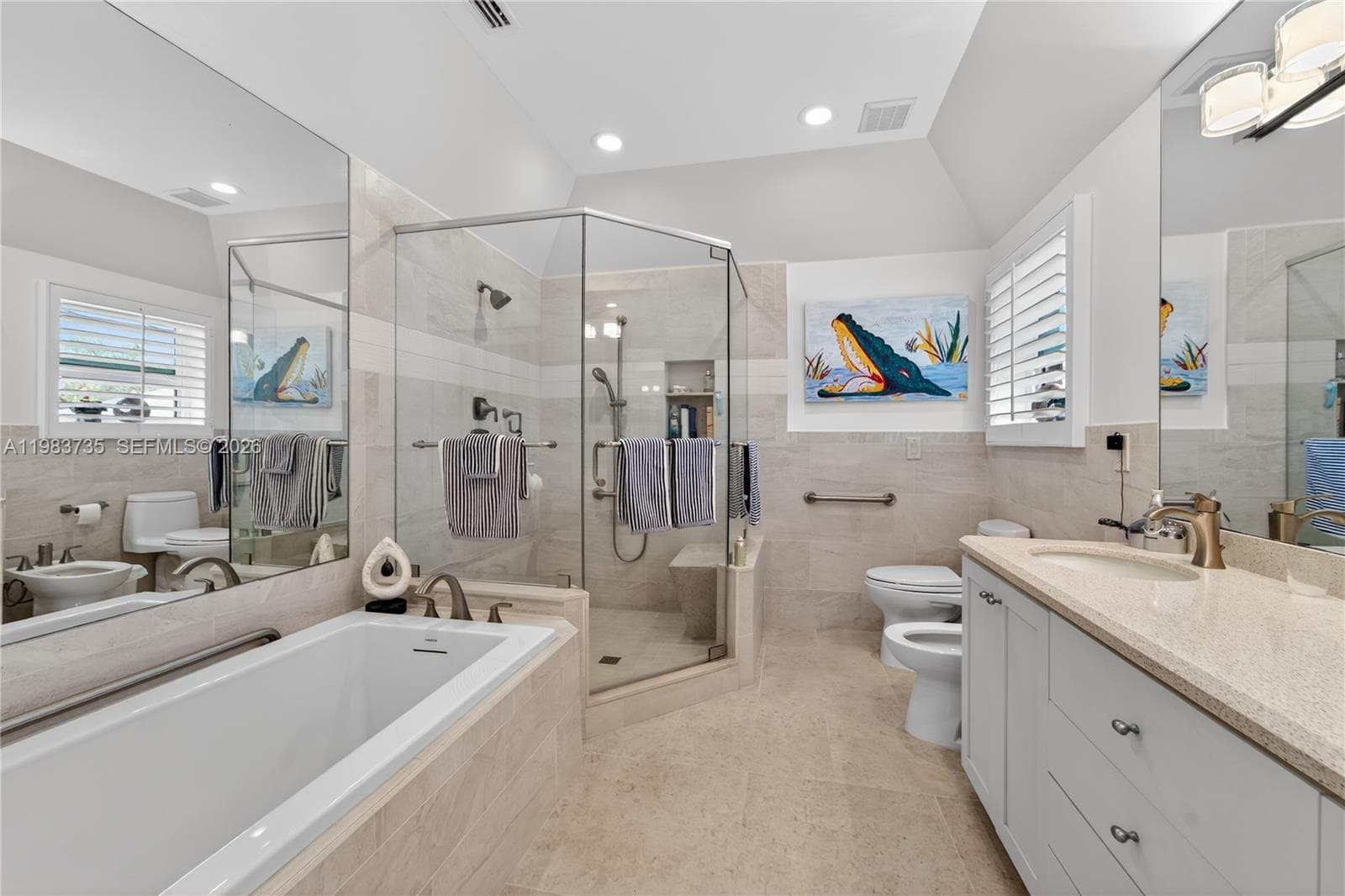 851 Saturn St D photo 23