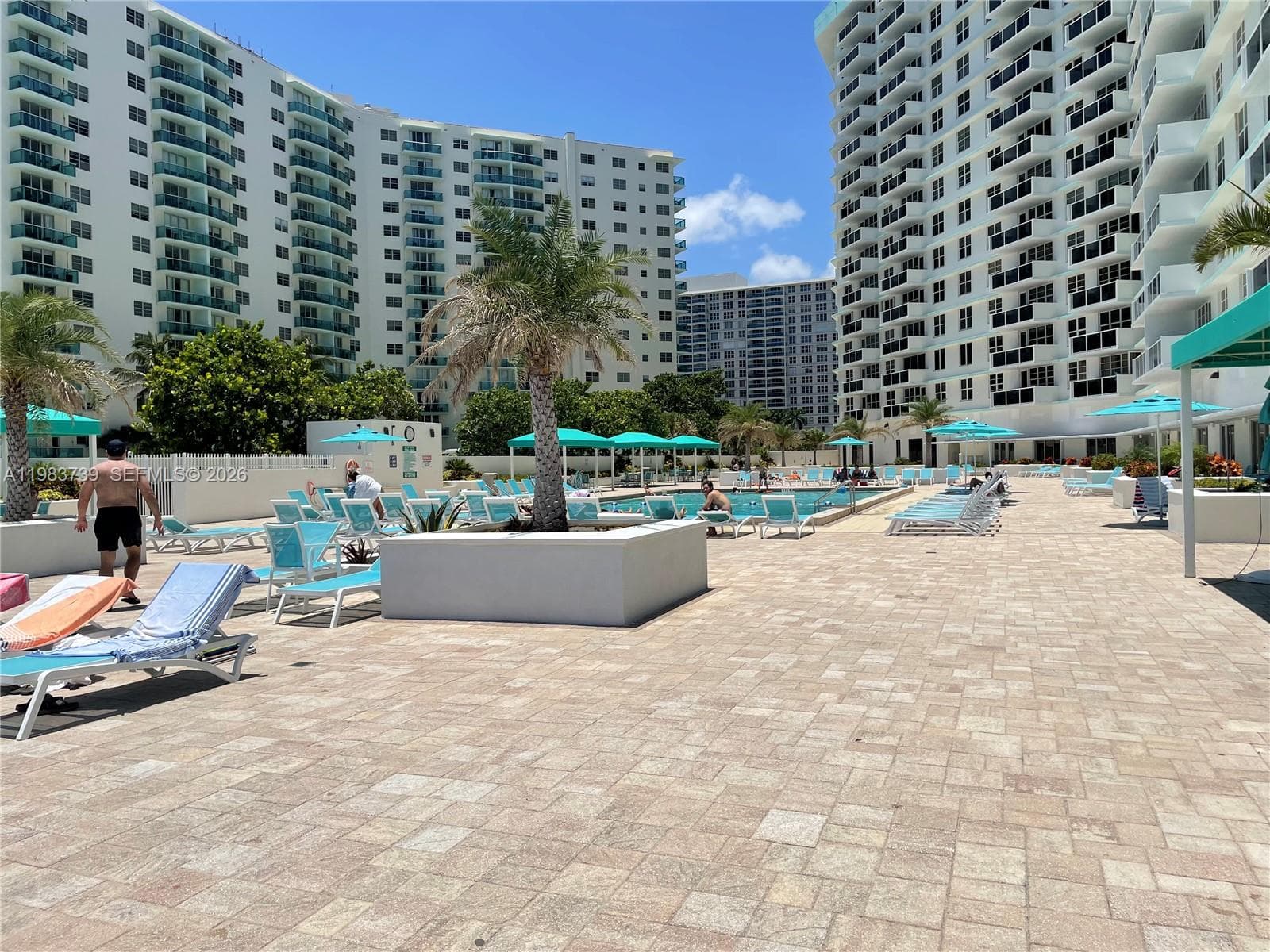 3725 S Ocean Dr 911 photo 14