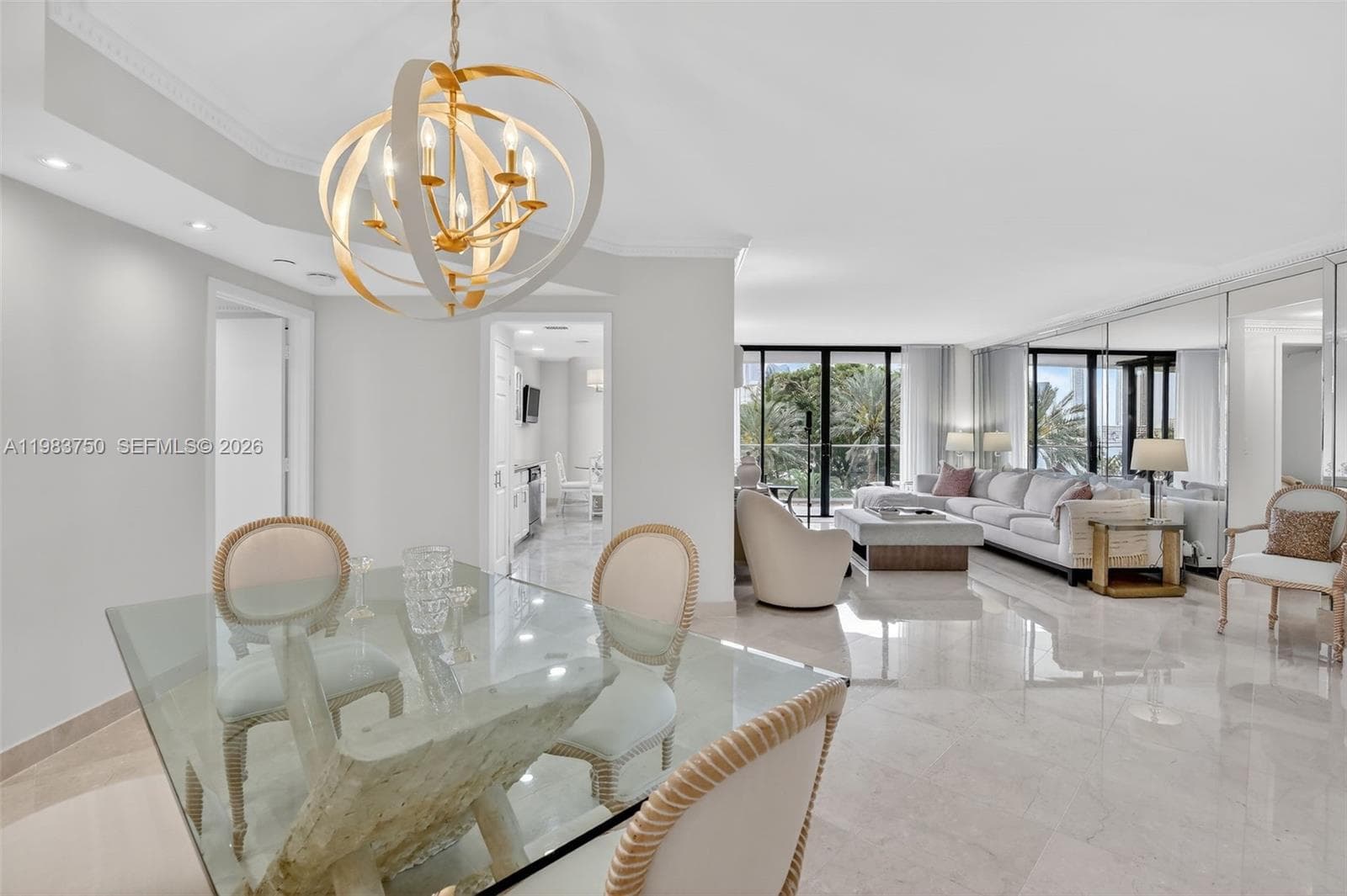 2800 Island Blvd 301 photo 9