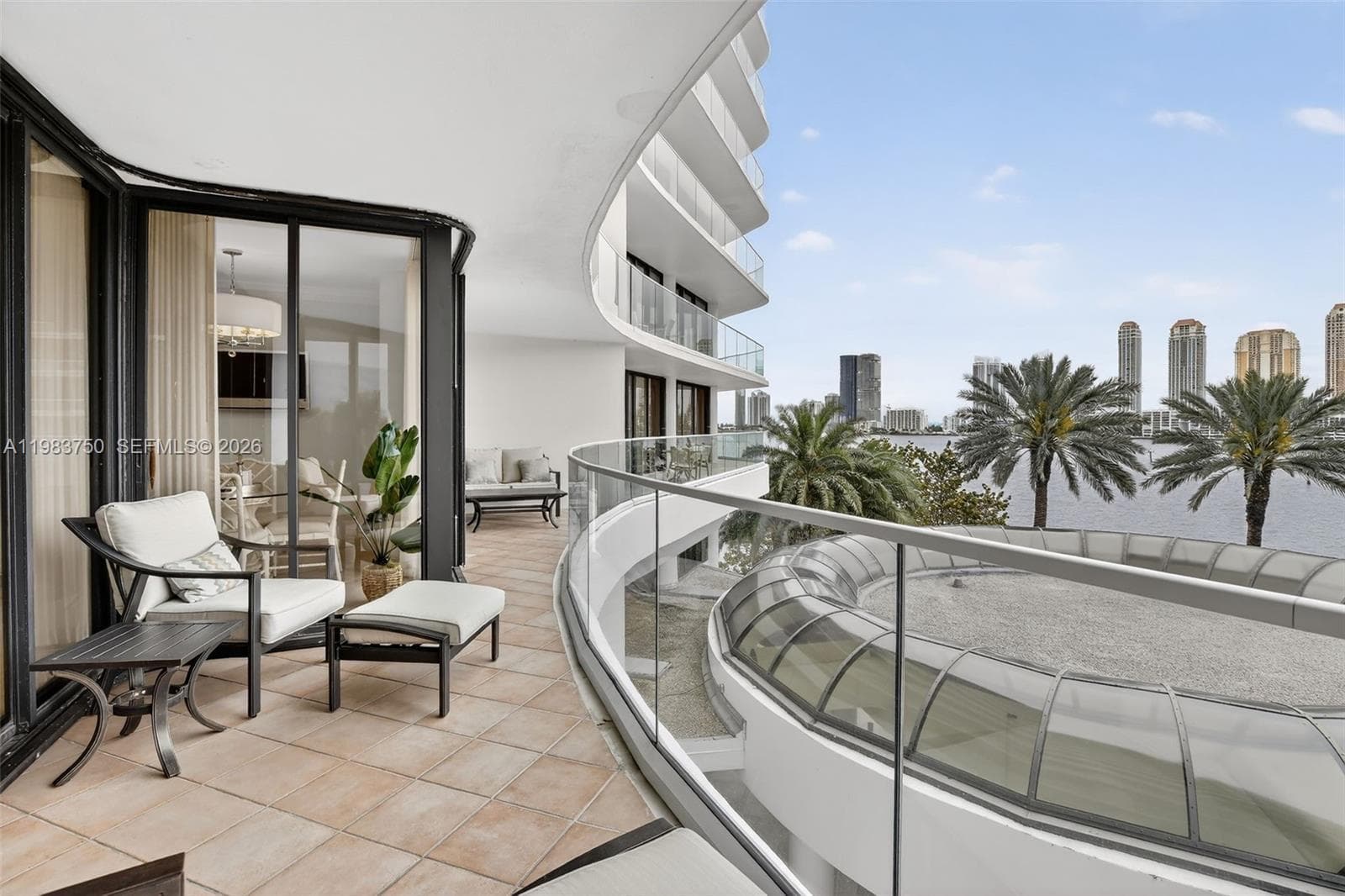 2800 Island Blvd 301 photo 15