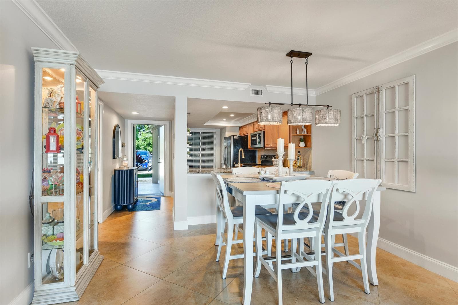 4440 NE Sandpebble Trace 104 photo 10