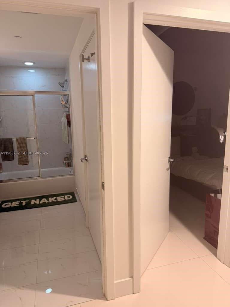 16385 BISCAYNE BLVD 303 photo 23