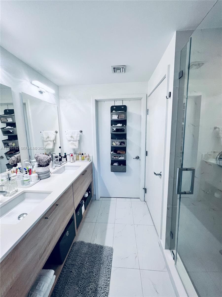 16385 BISCAYNE BLVD 303 photo 15