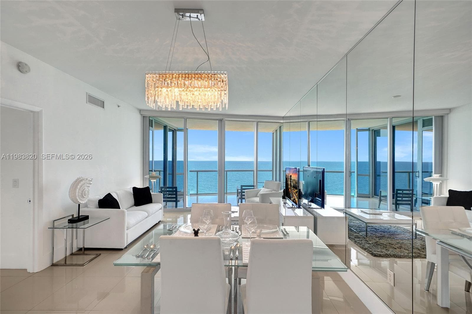 17121 Collins Ave 2003 photo 6