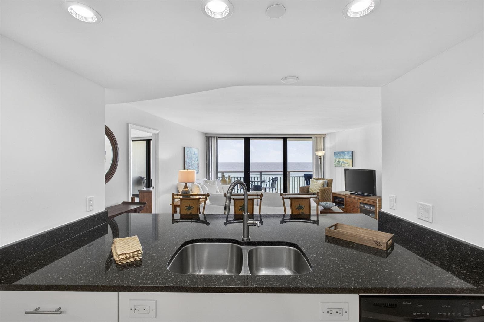3000 N Ocean Drive photo 22