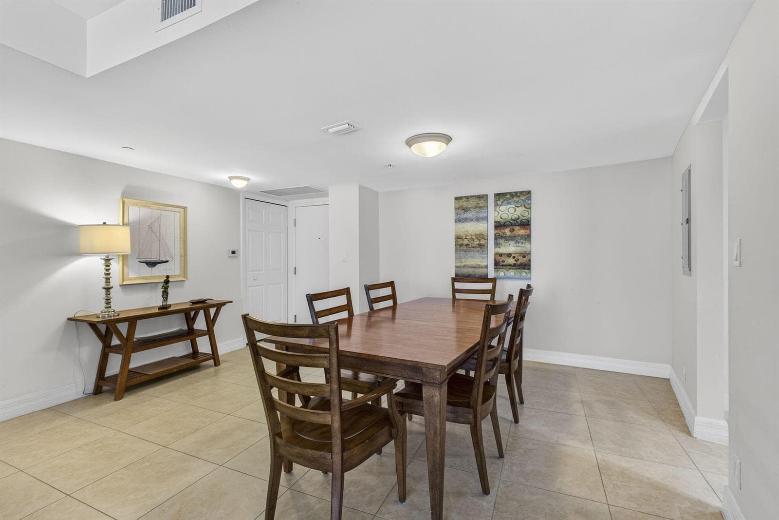 3000 N Ocean Drive photo 9