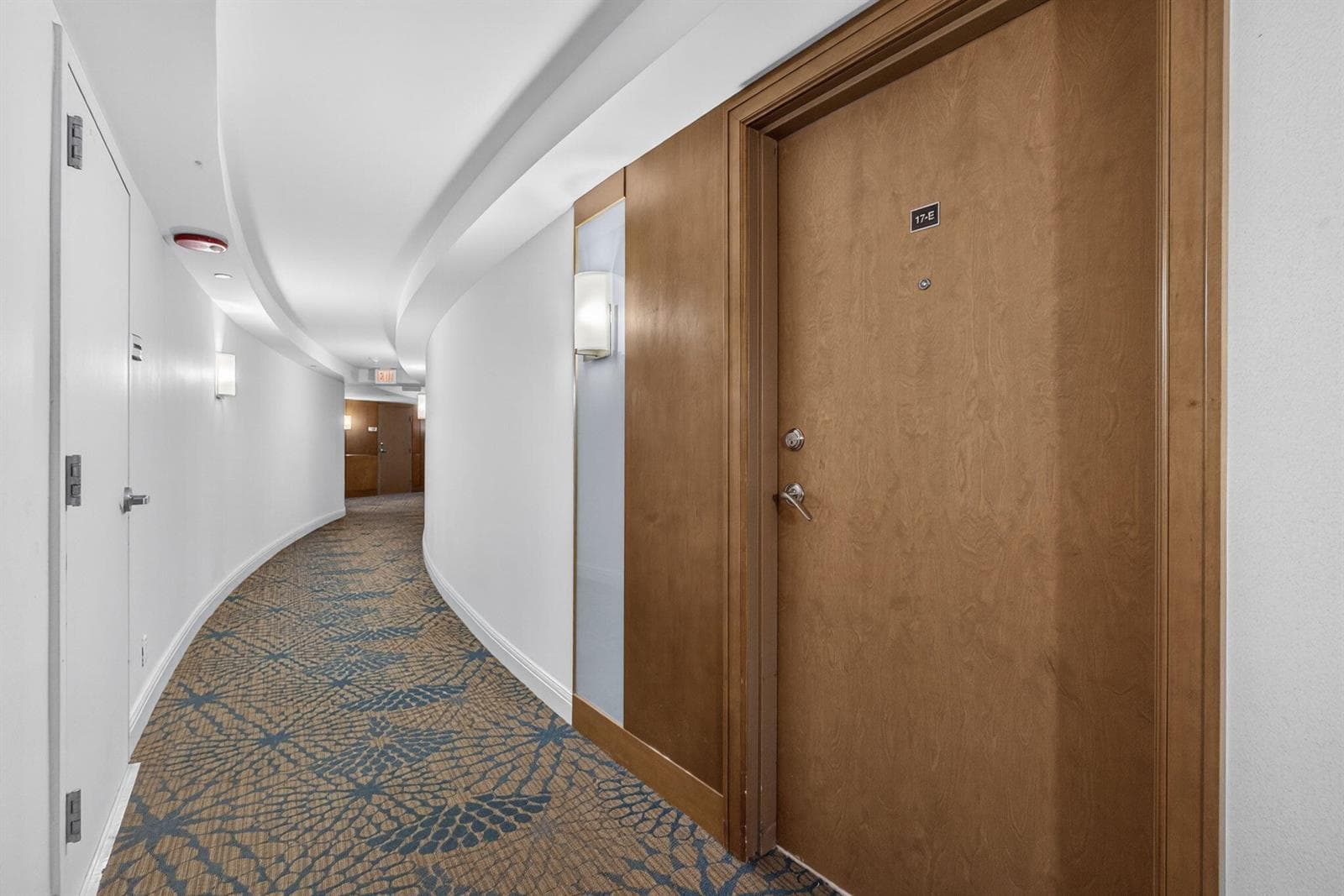 3000 N Ocean Drive photo 4