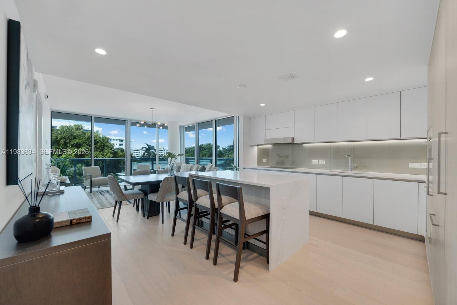 9221 Bay Harbor Drive 412 photo 4