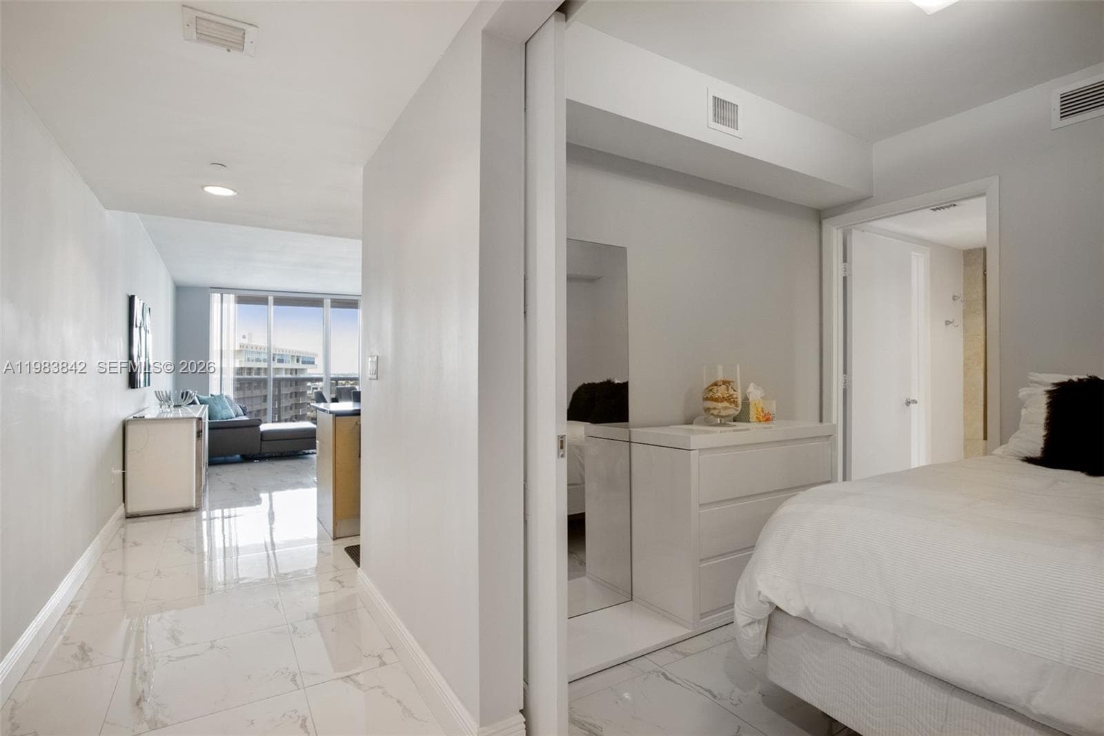 1800 S Ocean Dr 909 photo 12