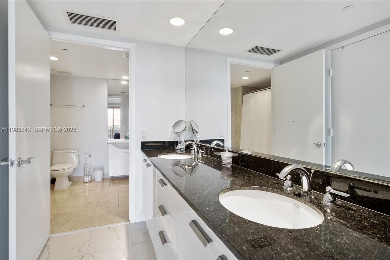 1800 S Ocean Dr 909 photo 11