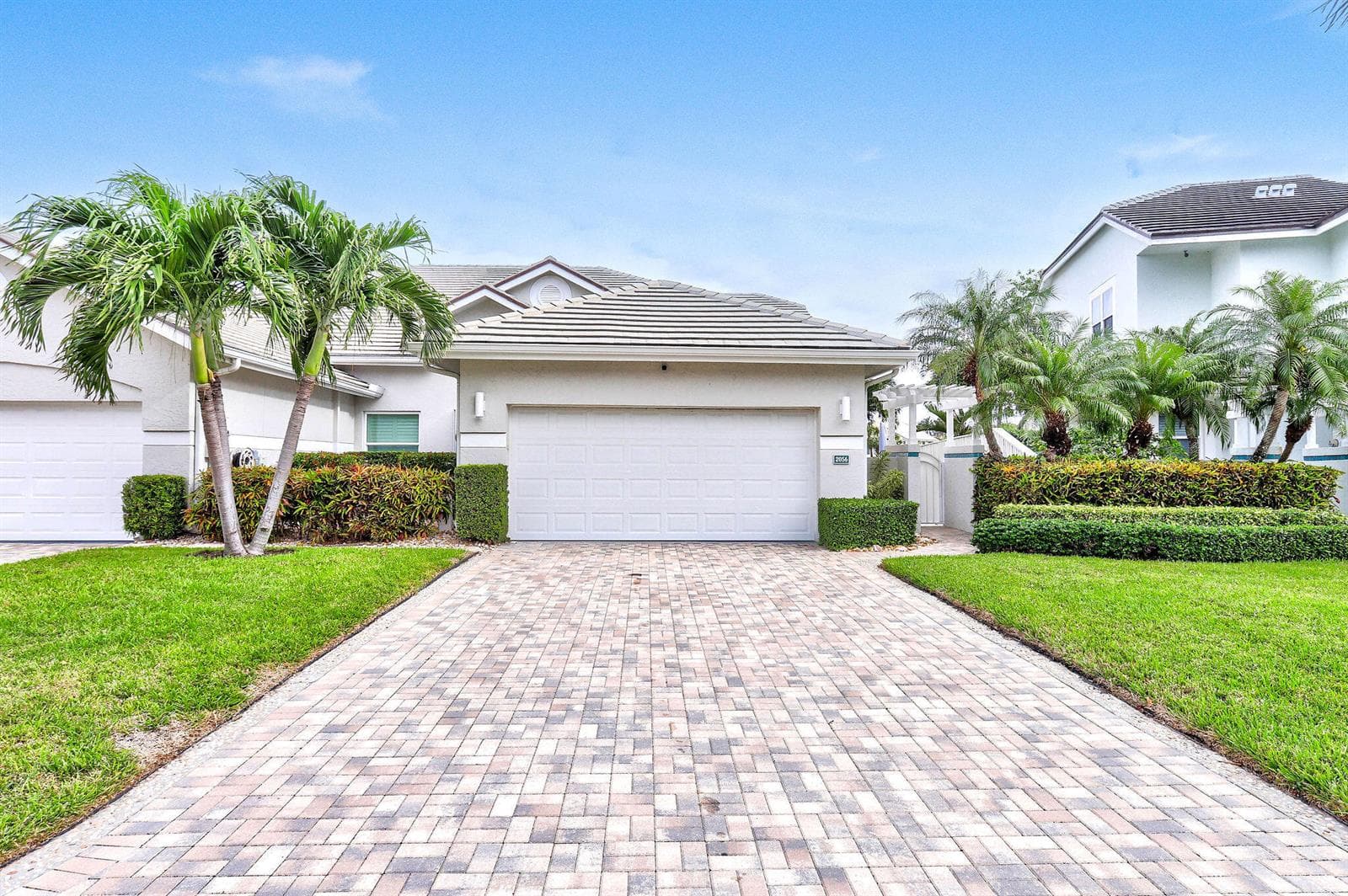 2056 Windward Way photo 1