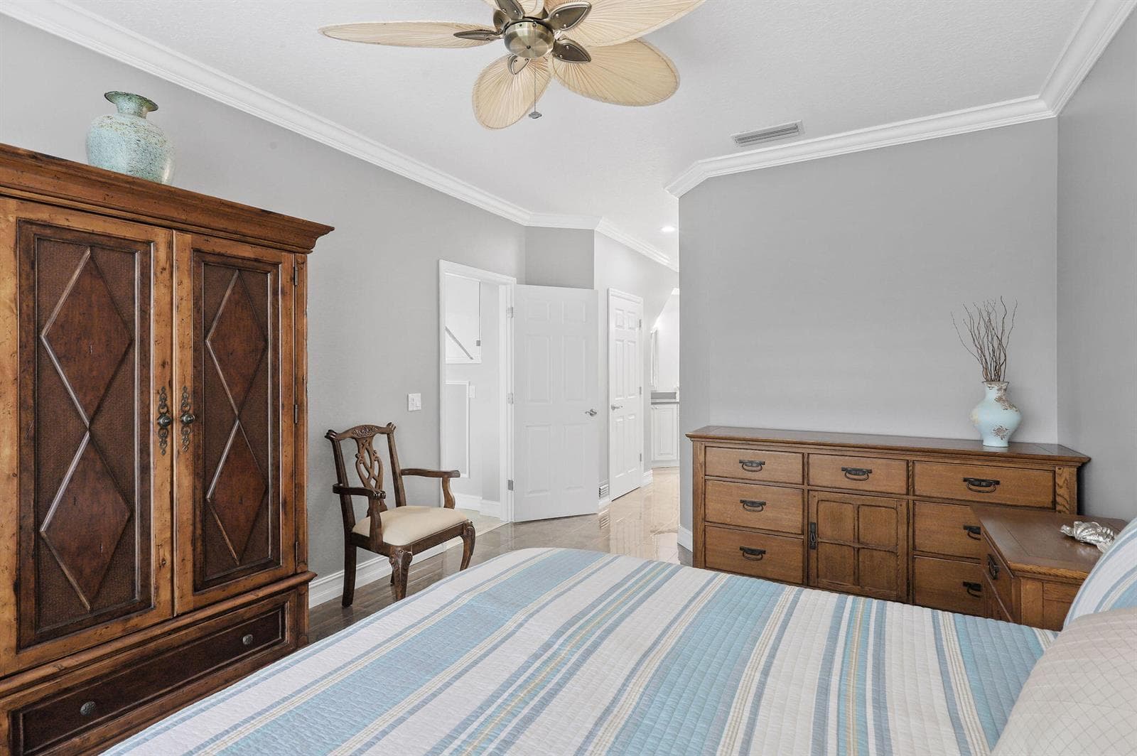 2056 Windward Way photo 14