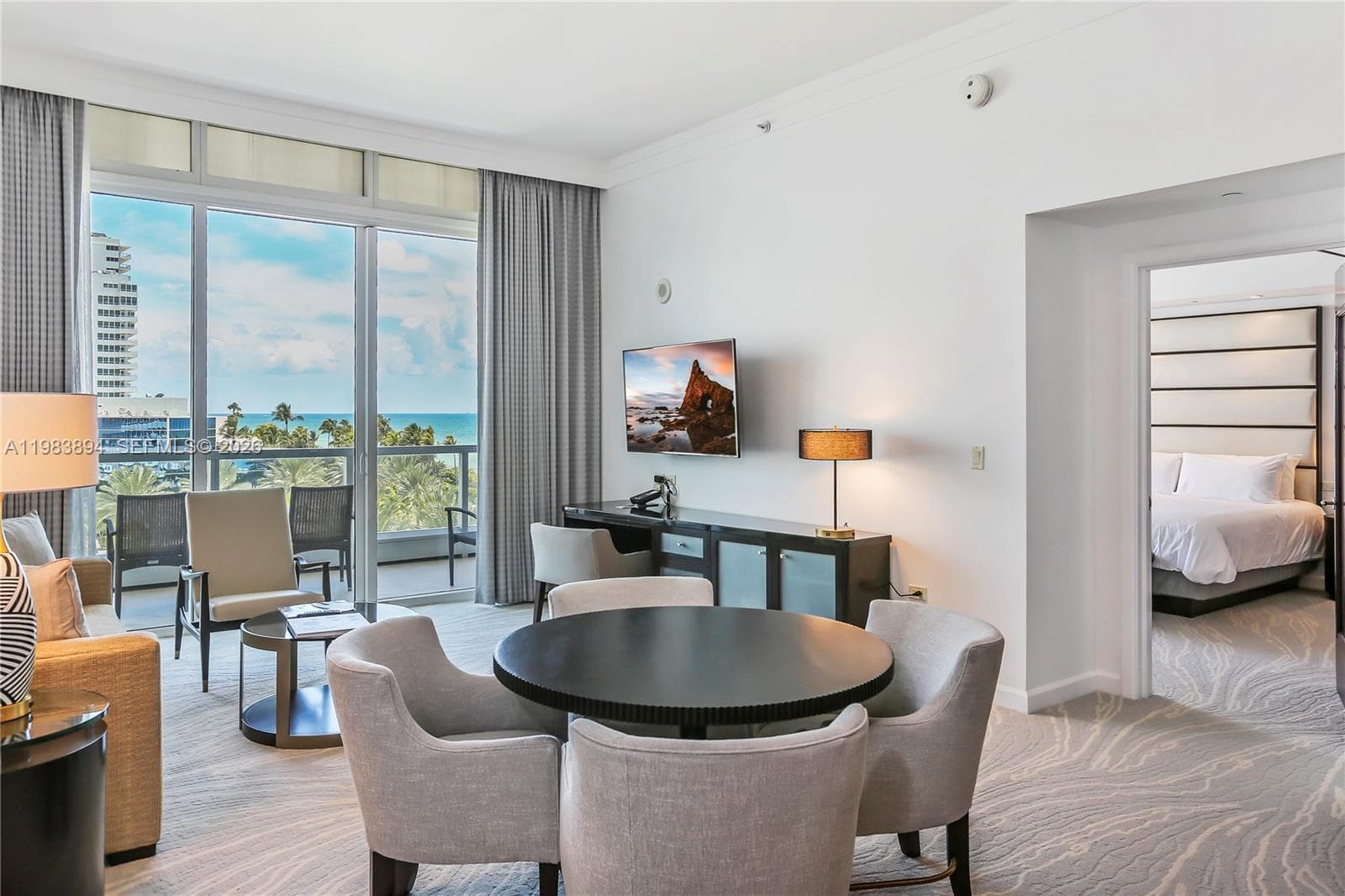 4391 Collins Ave 506/507 photo 3
